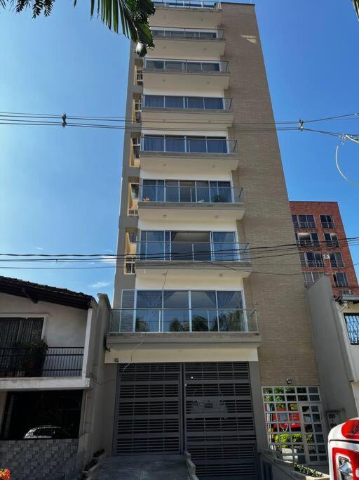 Mirador Del Laureles, Ac, Piscina, Parqueadero 701 Apartamento