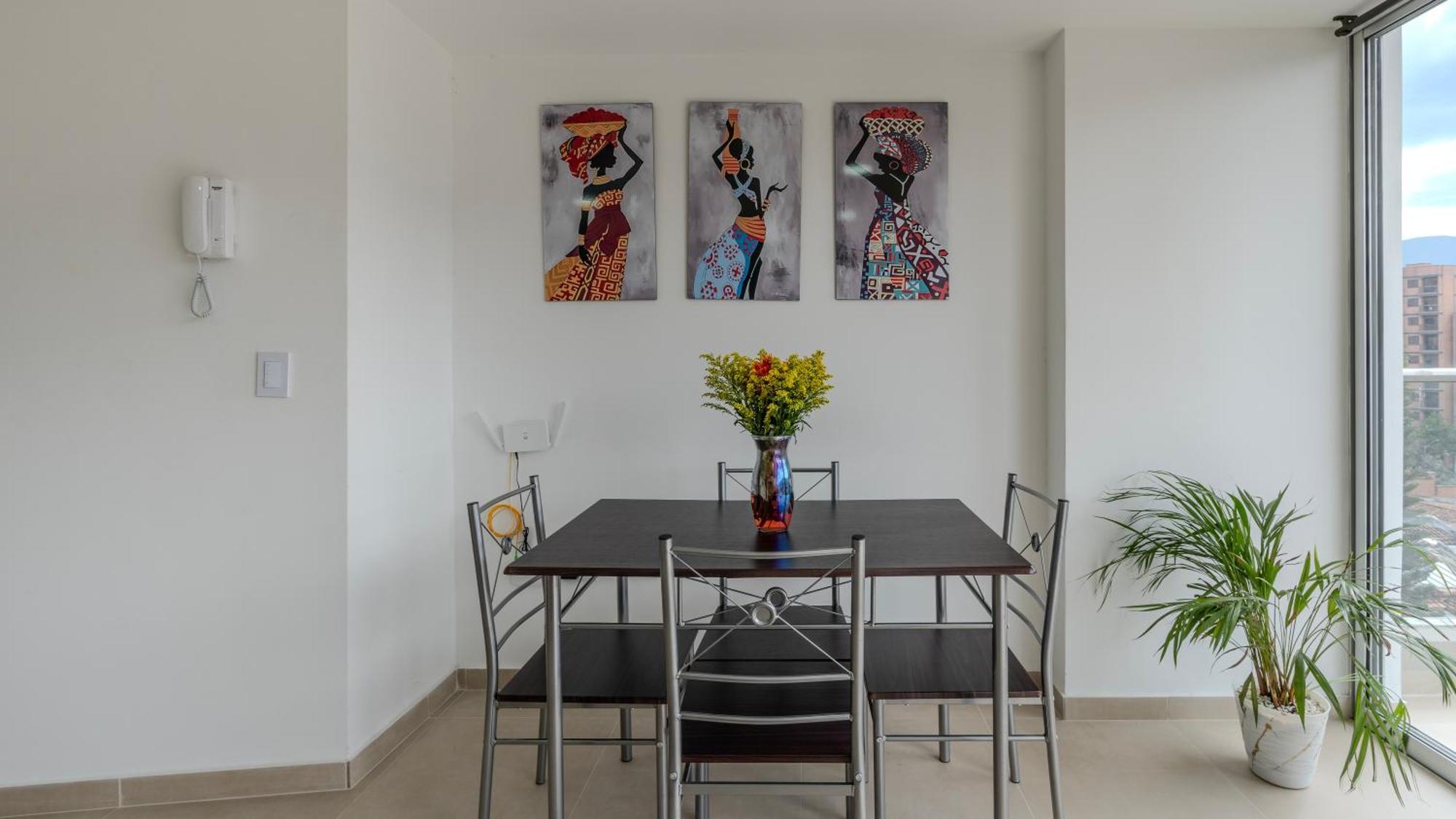 Mirador Del Laureles, Ac, Piscina, Parqueadero 701 Medellín